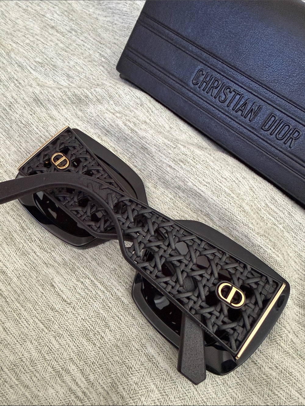 😎 DIOR Verydior S1I Black Cannage Sunglasses CD001981 1100L1 54-19 - Picture 8 of 8